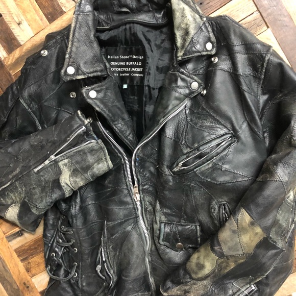 navarre leather company Other - Distressed leather motorcycle jacket